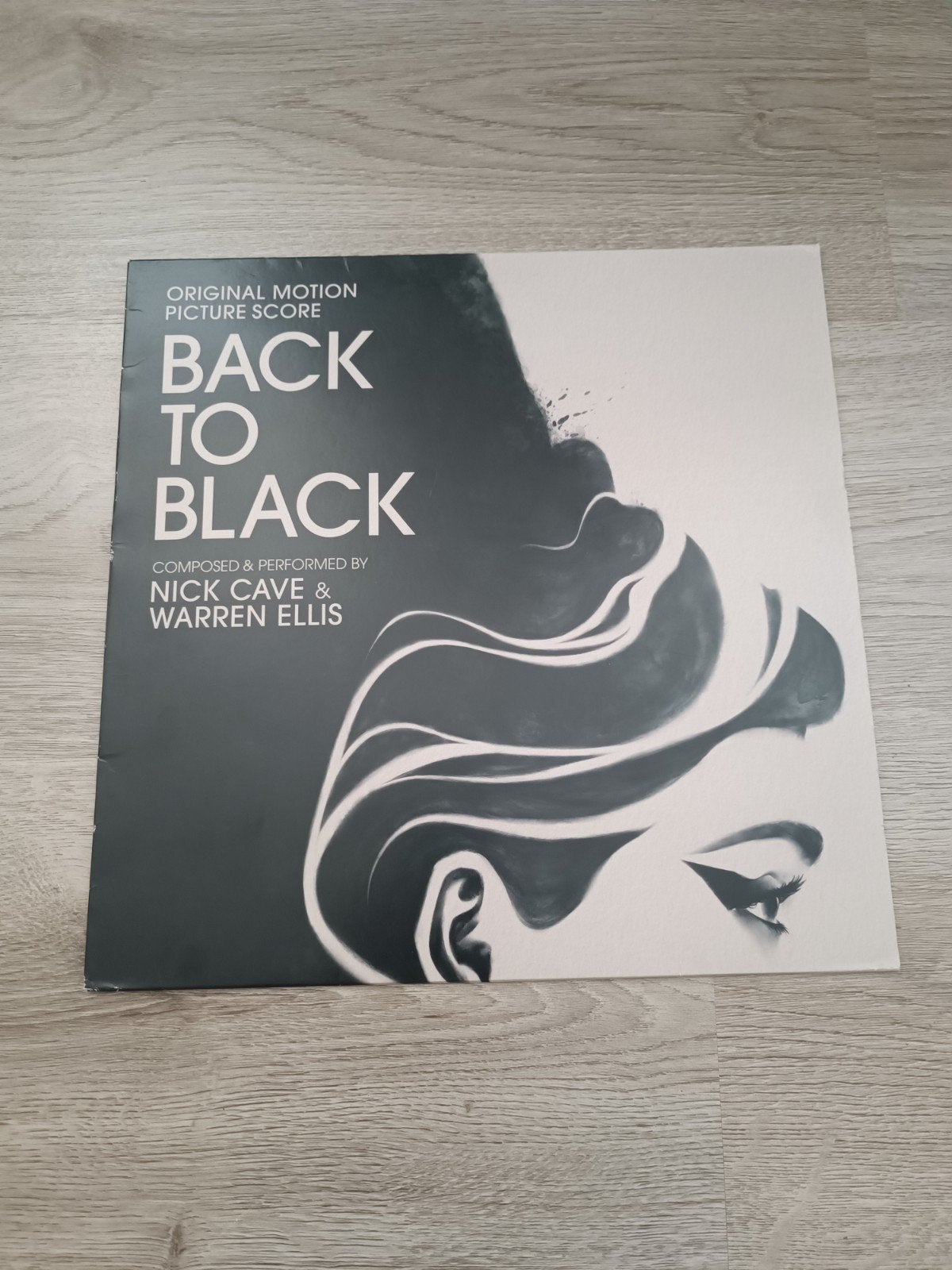 LP Back to Black - Original Motion Picture Score, Cd's en Dvd's, Vinyl | Pop, Zo goed als nieuw, Inclusief boekje, Originele persing