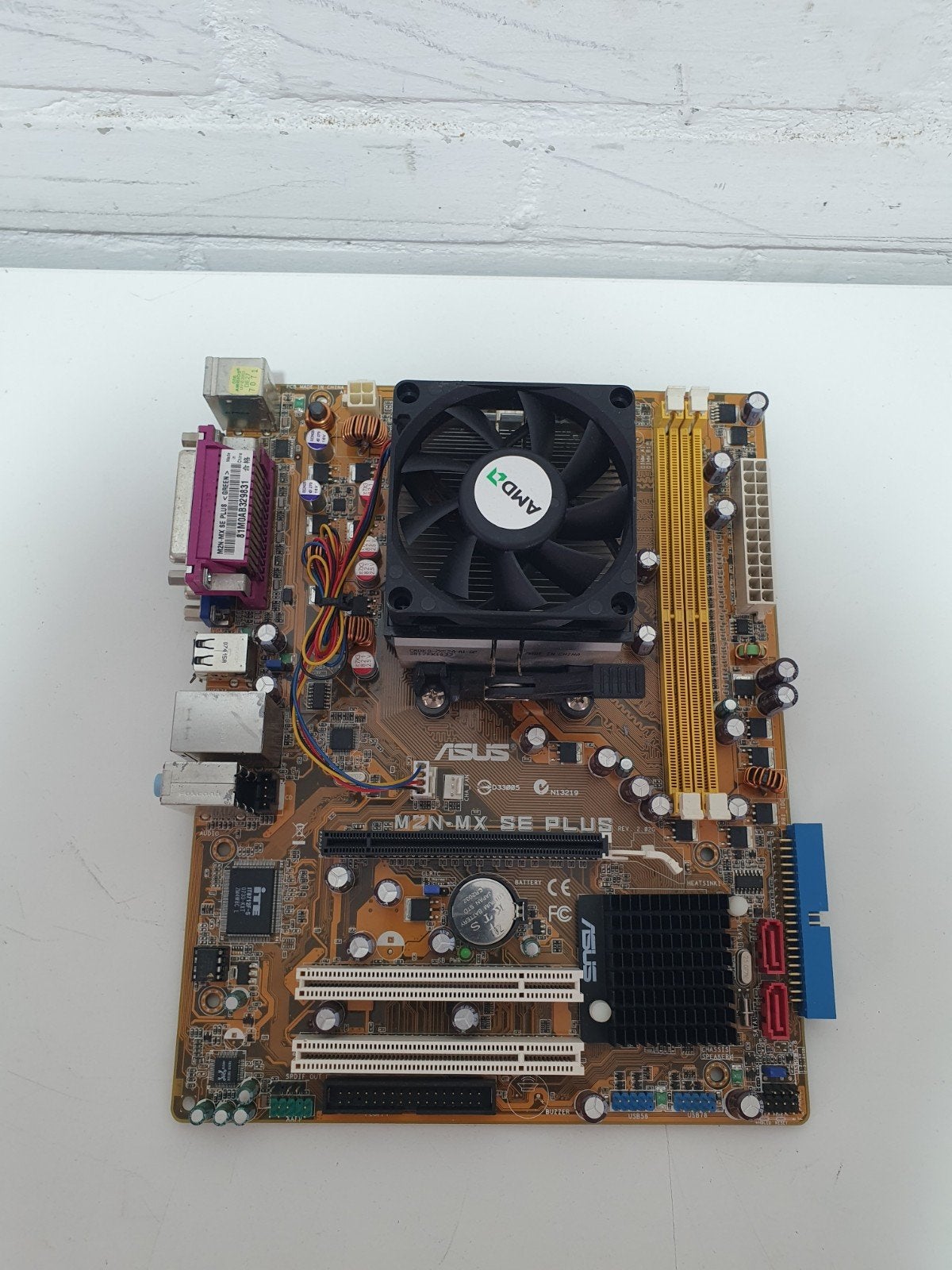 "ASUS M2N-MX SE PLUS + AMD Athlon 64 X2 5200+ Retro Combo, ., Refurbished, Ophalen of Verzenden, Socket AM2