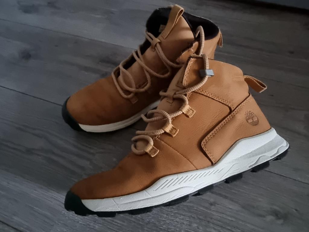 Mooie schoenen Timberland, maat 37 (MB1), Ophalen of Verzenden, Zo goed als nieuw, Sneakers of Gympen