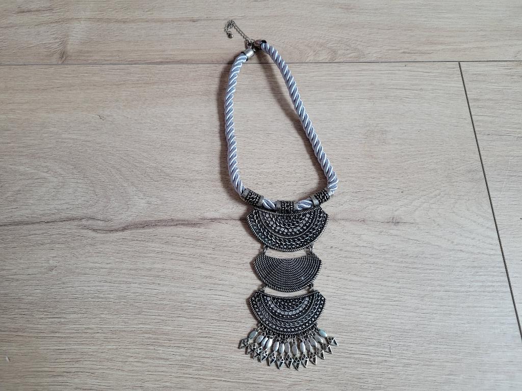 Zilver grijze statement ketting ~ CP0602, Sieraden, Tassen en Uiterlijk, Kettingen, Ophalen of Verzenden, Zo goed als nieuw, Grijs