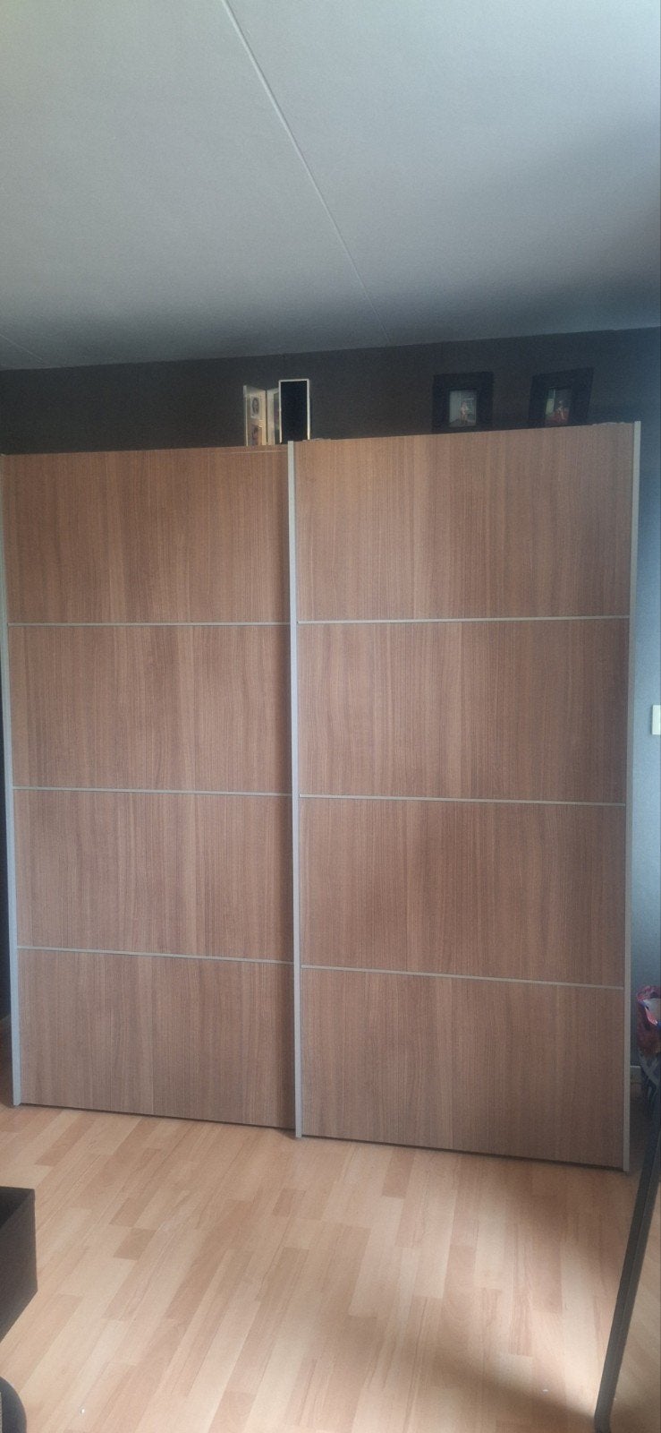 Kledingkast met schuifdeuren - 200 cm hoog, 180 cm breed, Ophalen, Gebruikt, 200 cm of meer, Met plank(en)