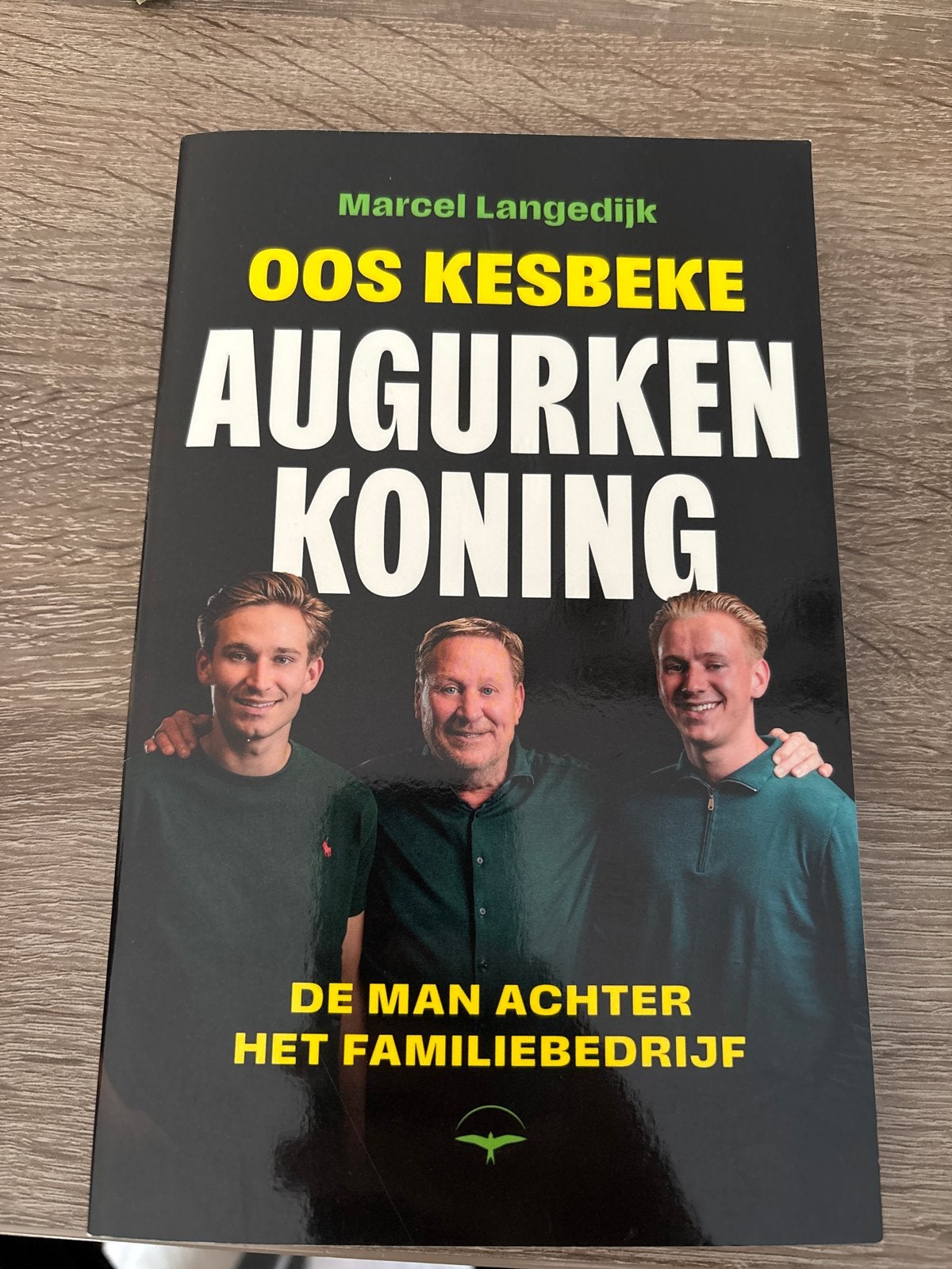 Oos Kesbeke Augurkenkoning - De man achter het familiebedrij, Ophalen of Verzenden, Zo goed als nieuw, Overige