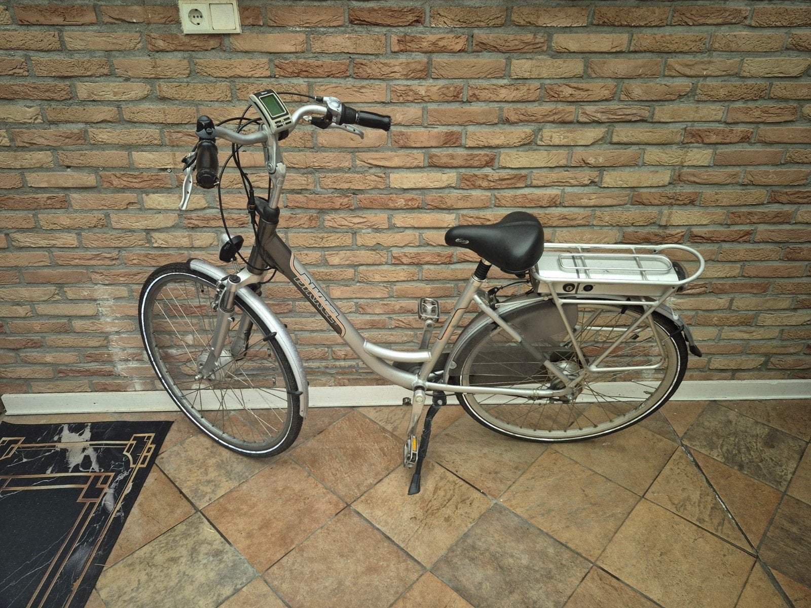 Mooie dames fiets Bikkel Primange in z.g.st. *prijs verlaag*, Gebruikt, Velgrem, Versnellingen, Ophalen
