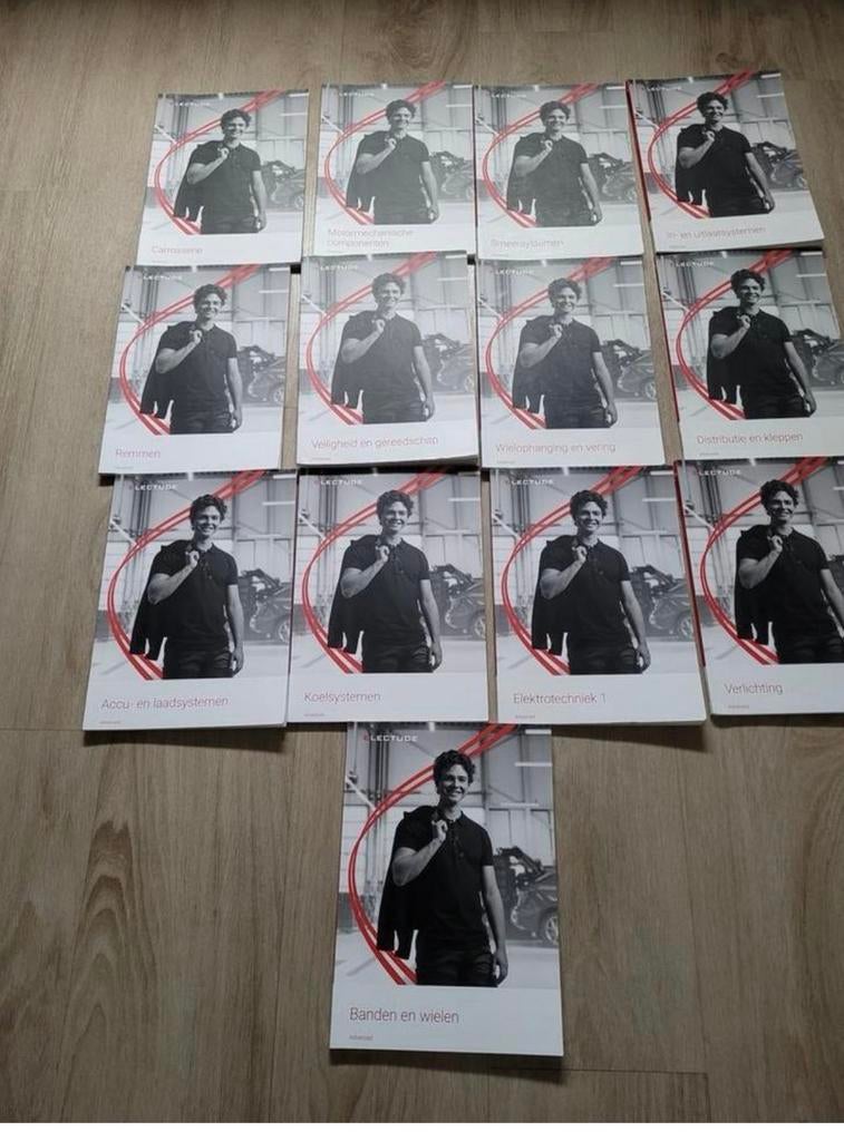 Electude Autotechniek MBO 3 Boeken - 1e Leerjaar (Complete S, Ophalen of Verzenden, Zo goed als nieuw, MBO