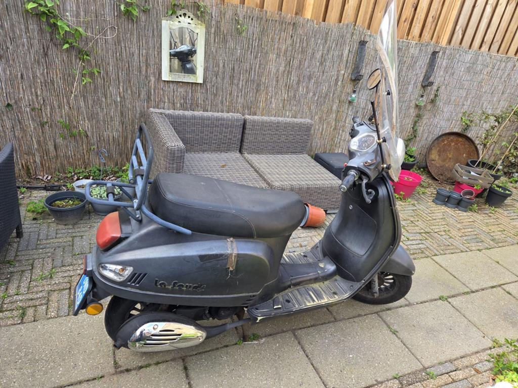 La Souris scooter start niet, Fietsen en Brommers, Gebruikt, La Souris, Ophalen of Verzenden, Benzine
