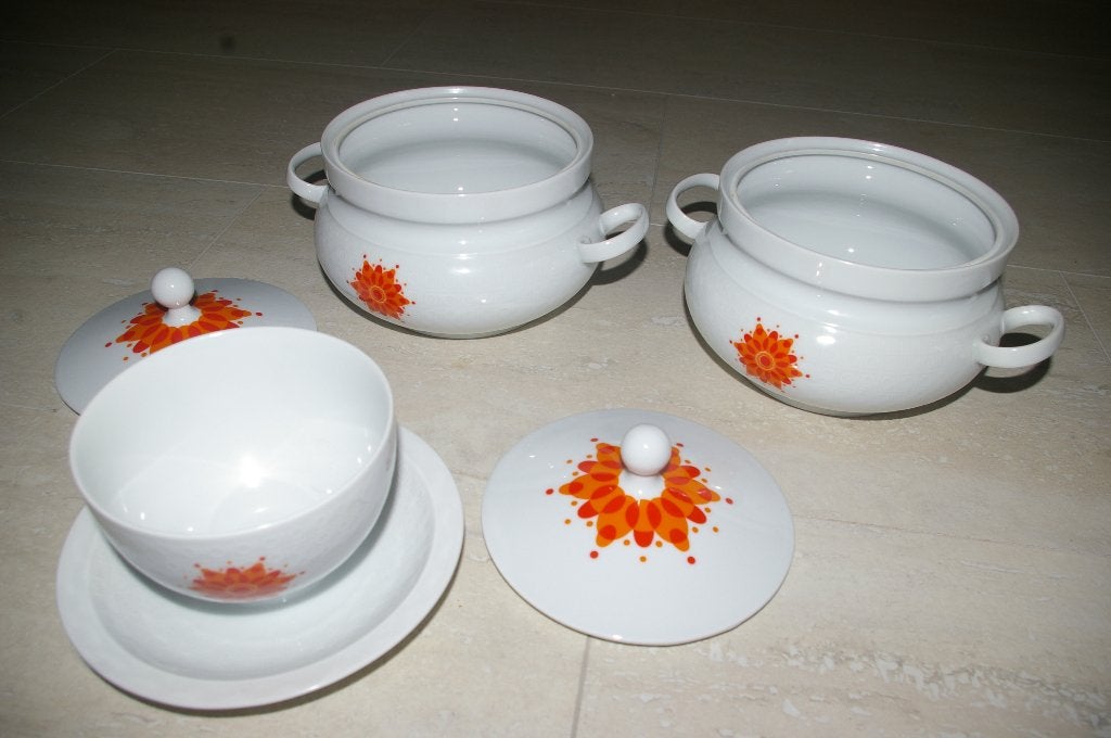 Retro servies meer dan 50 jaar oud., Ophalen of Verzenden, Aardewerk, Overige stijlen, Overige typen