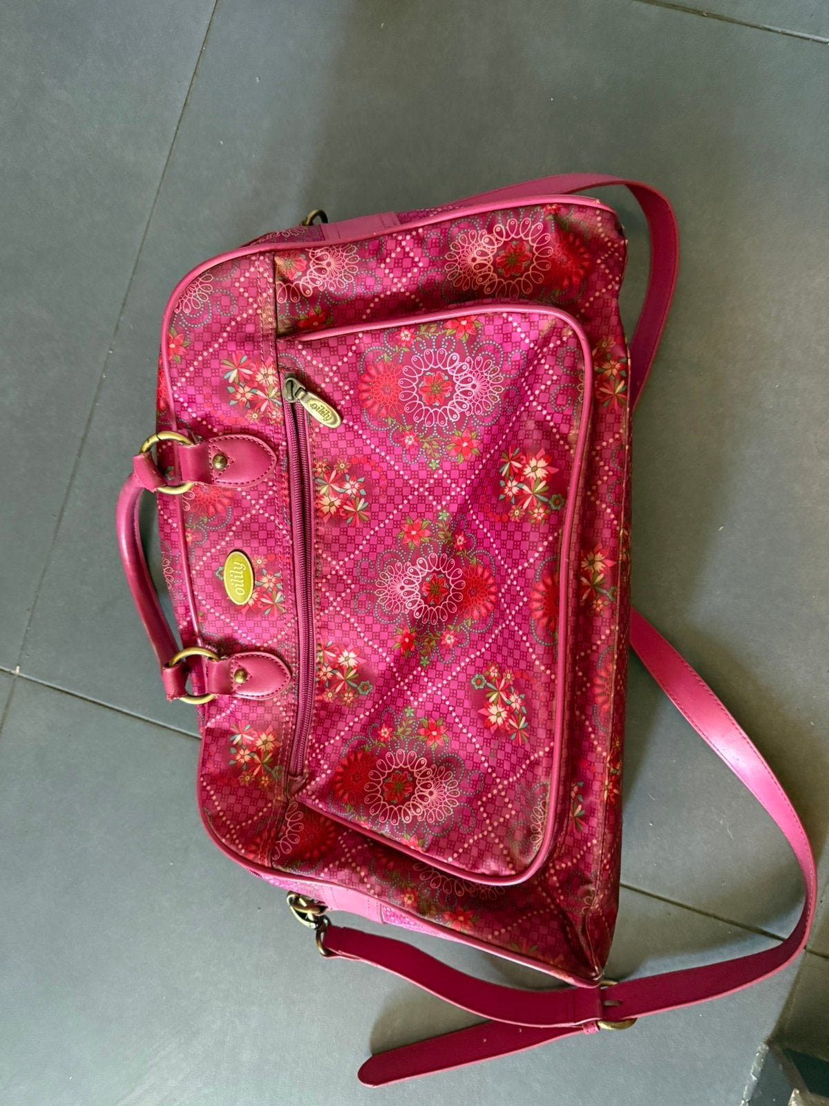 Oilily roze schouder/weekendtas vintage, Gebruikt, Minder dan 30 cm, Ophalen of Verzenden, Roze