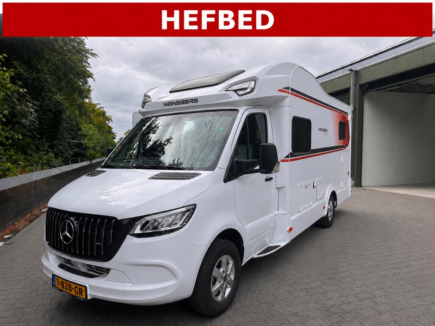 Weinsberg cara compact suite 18dkm ! 2023 170pk automaat, Caravans en Kamperen, Campers, Automaat, Weinsberg, Ringverwarming, Diesel