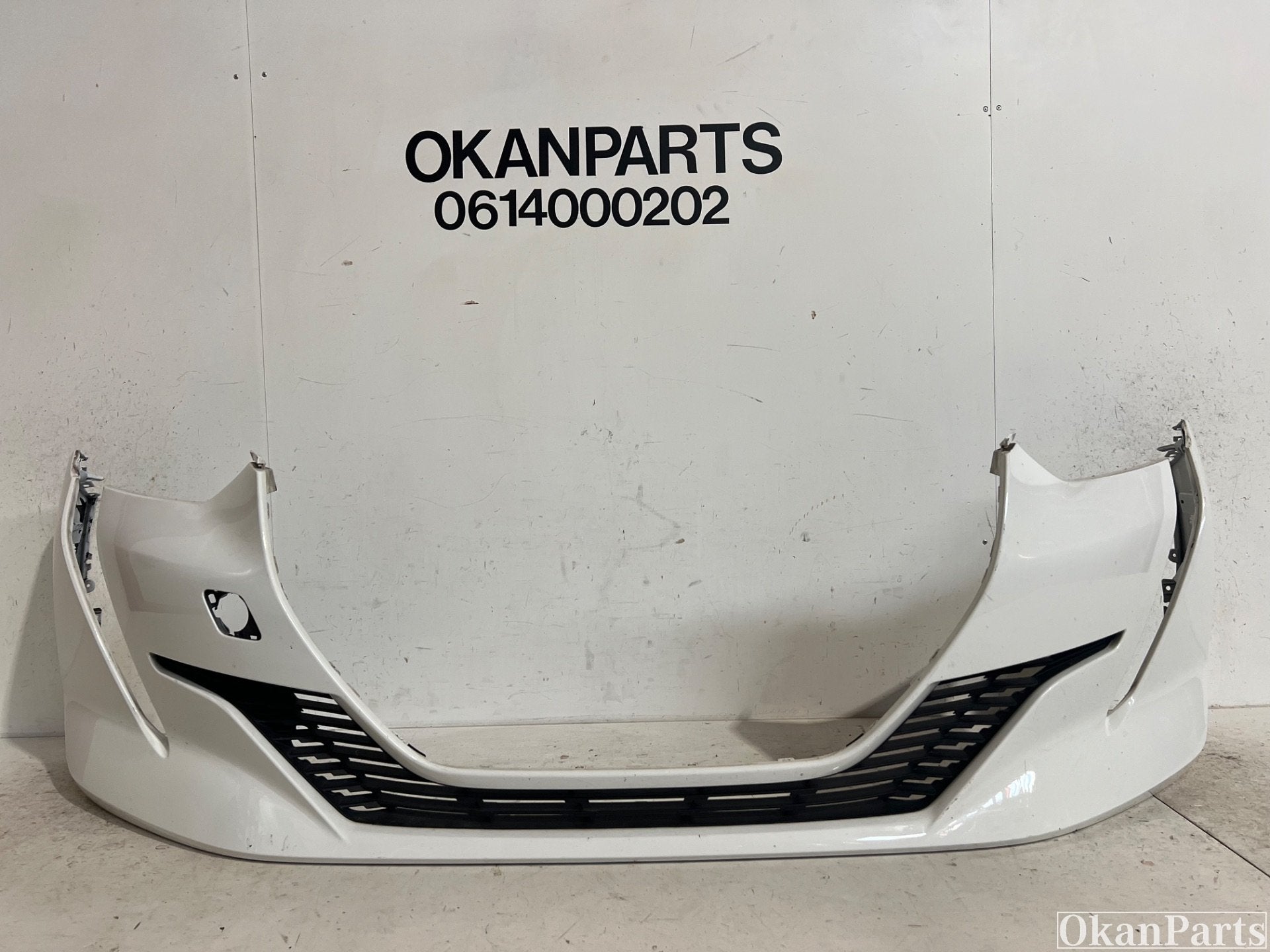 Peugeot 208 II Voorbumper 9823203580, Auto-onderdelen, Taurusavenue 1
2132 LS  Hoofddorp, NL, Gebruikt, Contact.group@renault.com