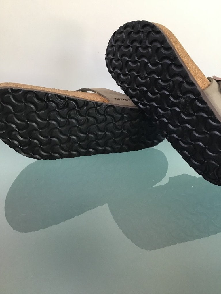 Birkenstock Gizeh 40 | bruin | slippers | Gratis verzenden, Slippers, Bruin, Verzenden, Zo goed als nieuw