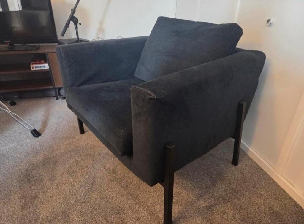 IKEA KOARP Fauteuil Zwart, Ophalen, 75 tot 100 cm, Zo goed als nieuw, Stof