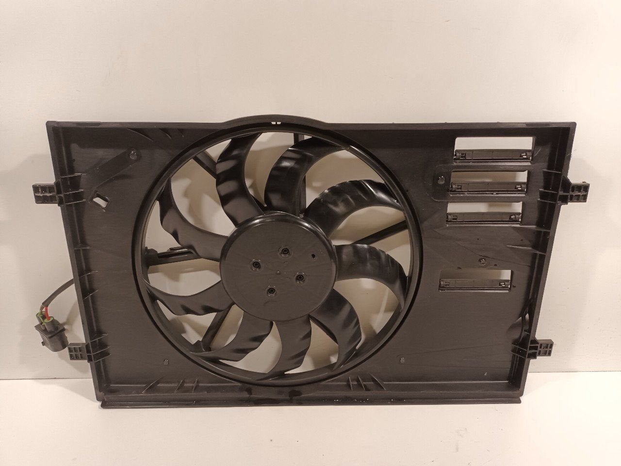 Koelventilator Audi A3, Onderdelen@venauto.nl, Van der Ven Autorecycling B.V., Gebruikt, Ettenseweg 76, 4706 PB Roosendaal, The Netherlands