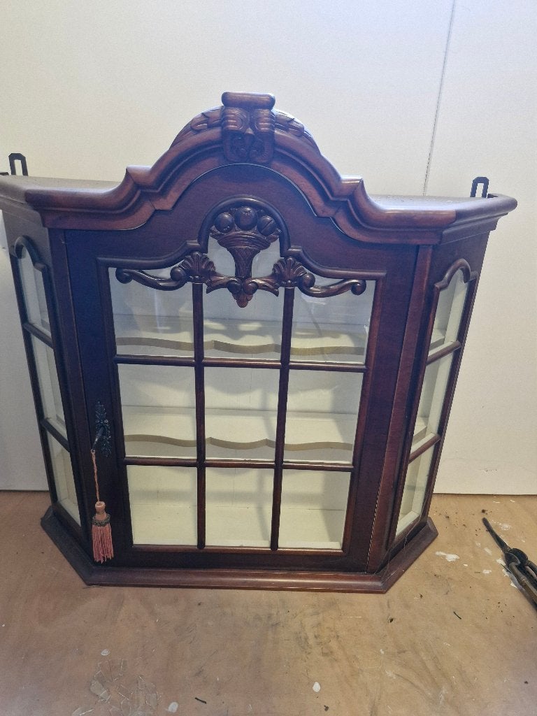 antieke wand kast, Ophalen