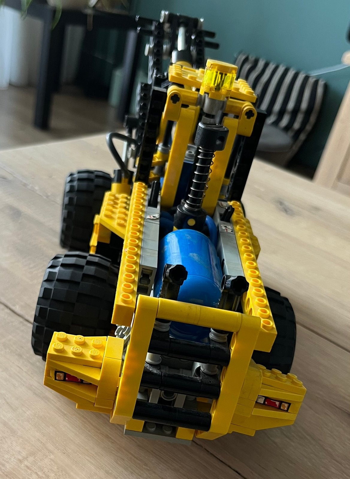 LEGO Technic 8459 – Pneumatic Front-End Loader (1997, Verzenden, Gebruikt