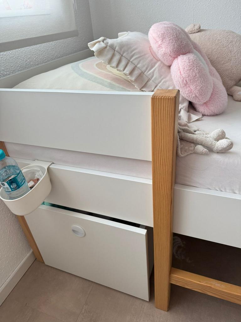 Kleuter bed 160x80 petit amelie, Ophalen, Zo goed als nieuw, Tweepersoons