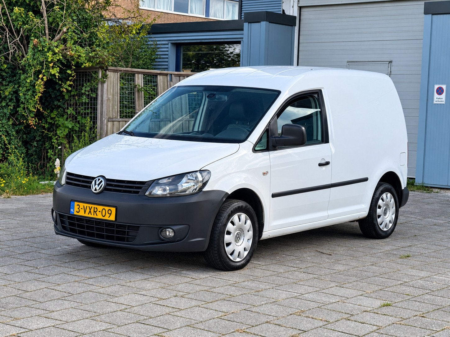 Volkswagen Caddy 1.6 TDIAUTOMAAT,cruis Controle, navigatie,, Auto's, Gebruikt, 4 cilinders, Verwarmde buitenspiegels, Volkswagen