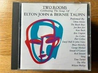 Two Rooms -  The Songs Of Elton John & Bernie Taupin, Inclusief boekje, Pop, Ophalen of Verzenden, Zo goed als nieuw