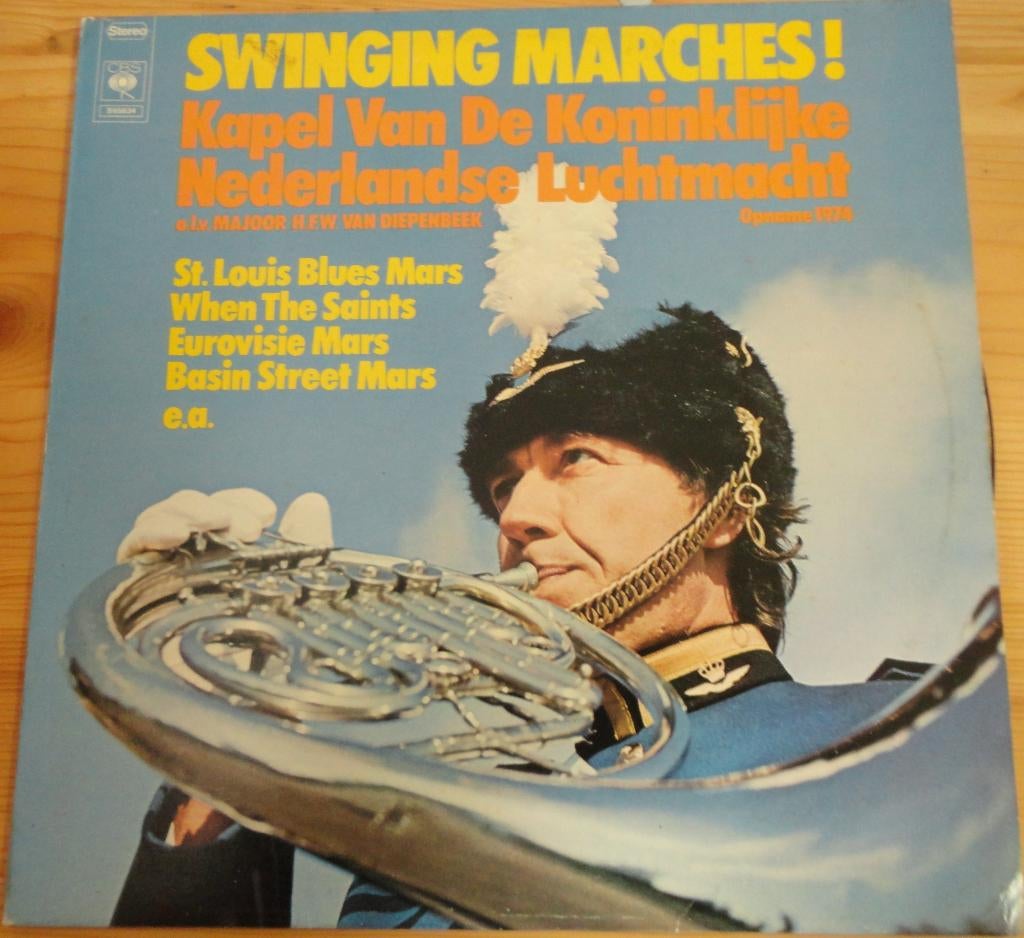Swinging Marches (LP), Ophalen of Verzenden, Gebruikt, 12 inch