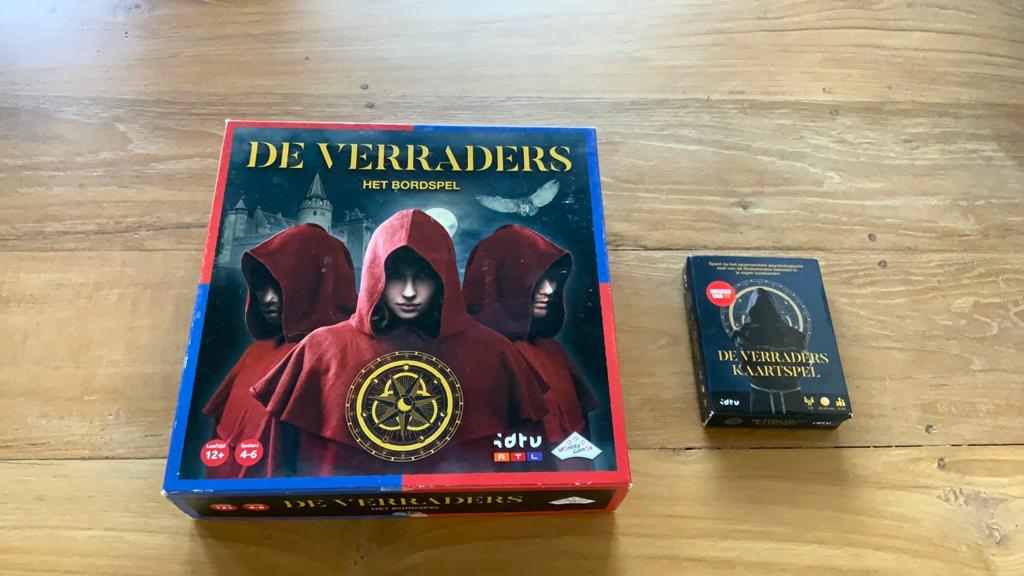 De Verraders Het Bordspel + kaartspel, Drie of vier spelers, Ophalen of Verzenden, Gebruikt