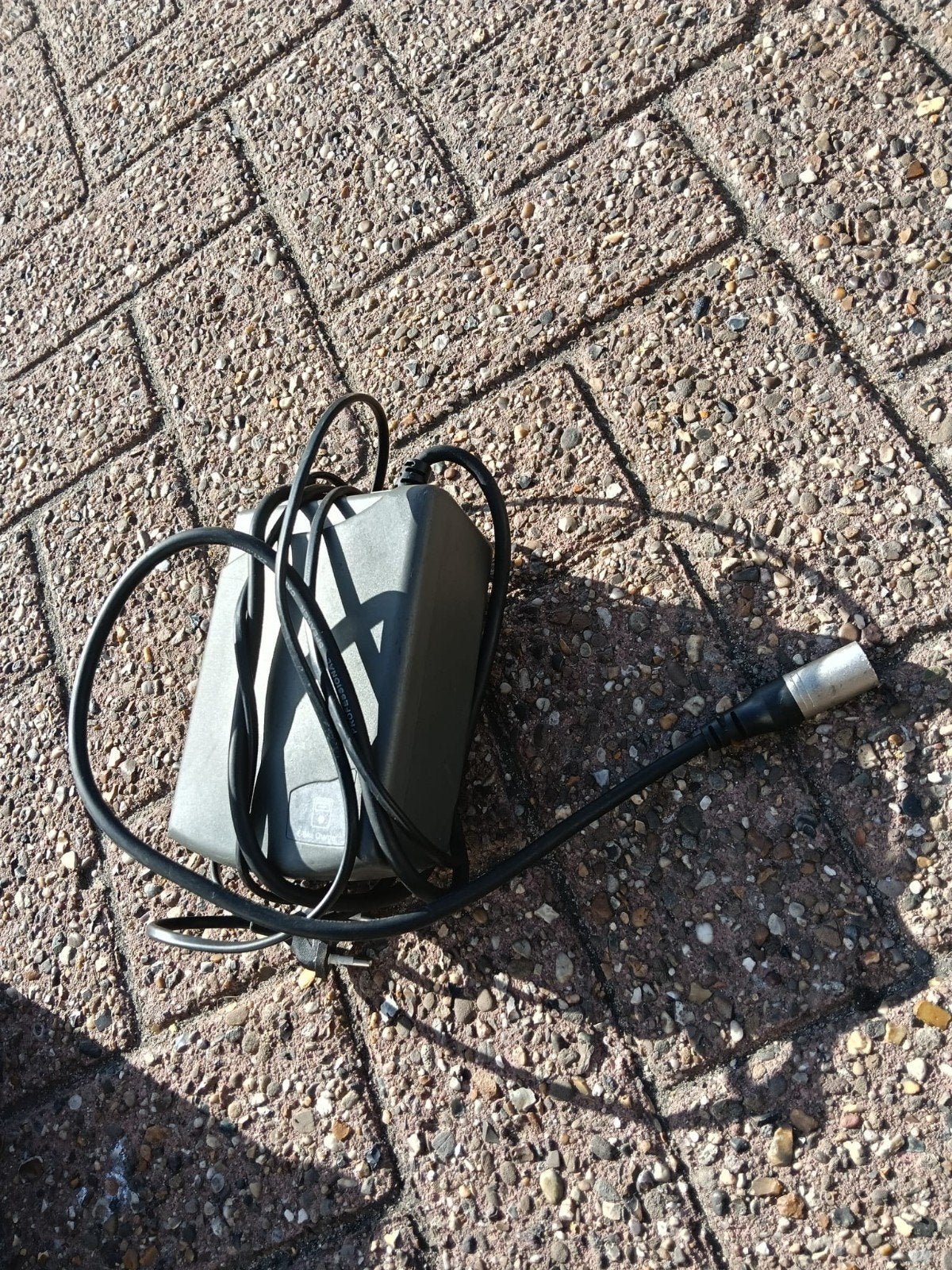 24V Oplader voor Sparta of Yamaha E-bike - Getest, Gebruikt