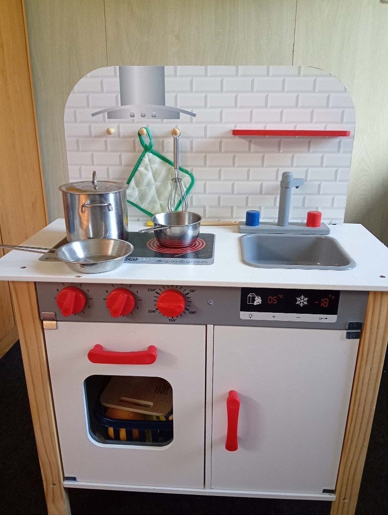 Speelgoed keuken met accessoires., Ophalen, Zo goed als nieuw
