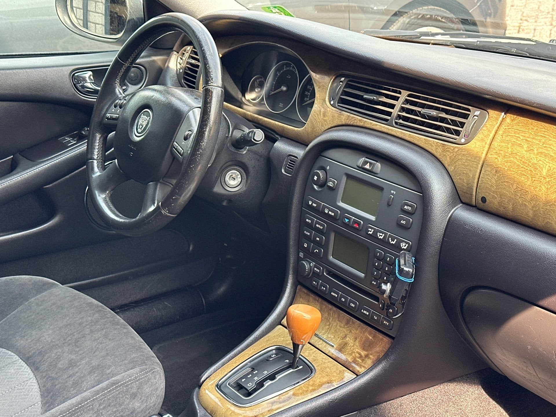 Jaguar X-Type