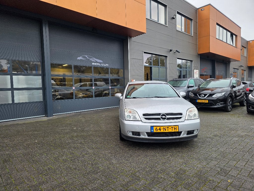Opel Vectra 1.8 16V SDN 2004 Airco Eerste eigenaar!!!!, Auto's, Voorwielaandrijving, Zwart, 4 cilinders, 1796 cc