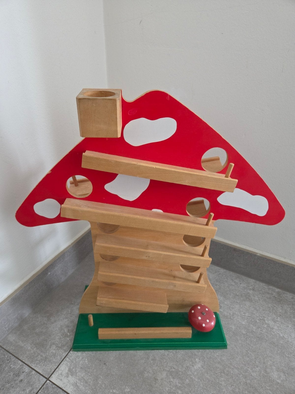 Houten Knikkerbaan Paddenstoel met belletje en 3 ballen, Ophalen of Verzenden, Gebruikt, Overige typen
