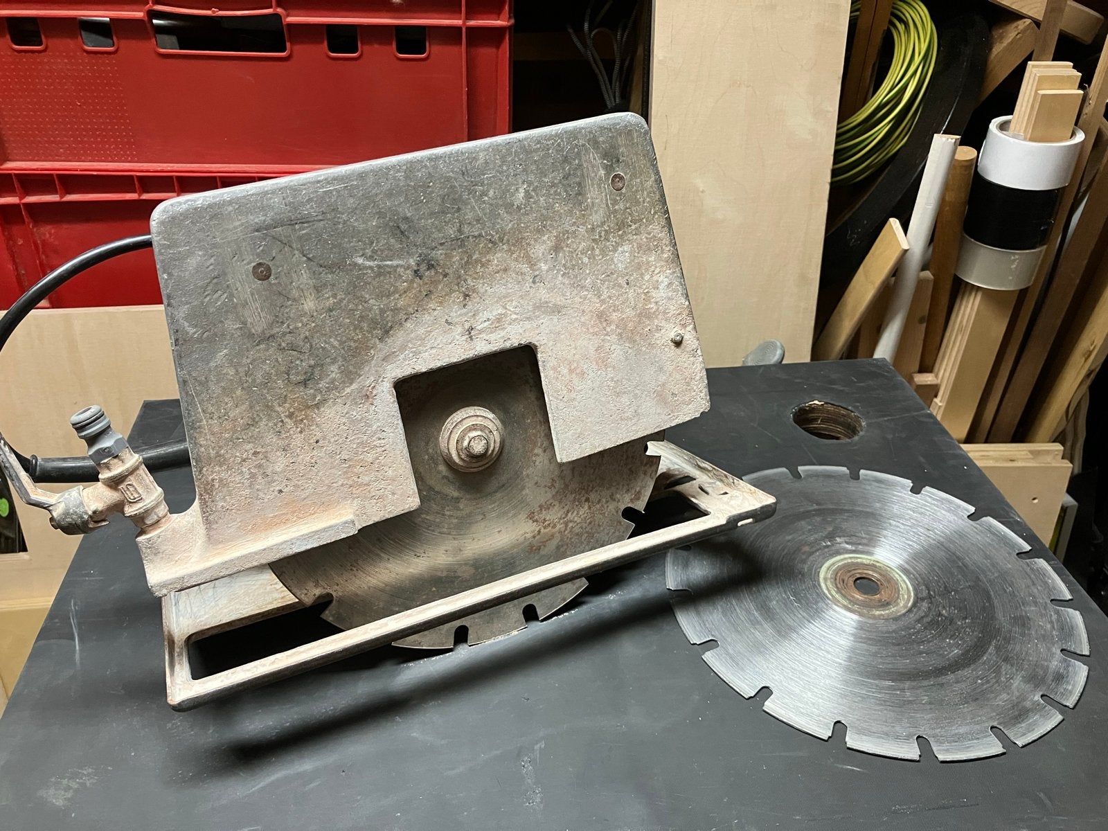 Skilsaw 1899H1 Muurzaag waterzaag met extra zaagblad, Ophalen, Gebruikt, Cirkelzaag, 600 tot 1200 watt