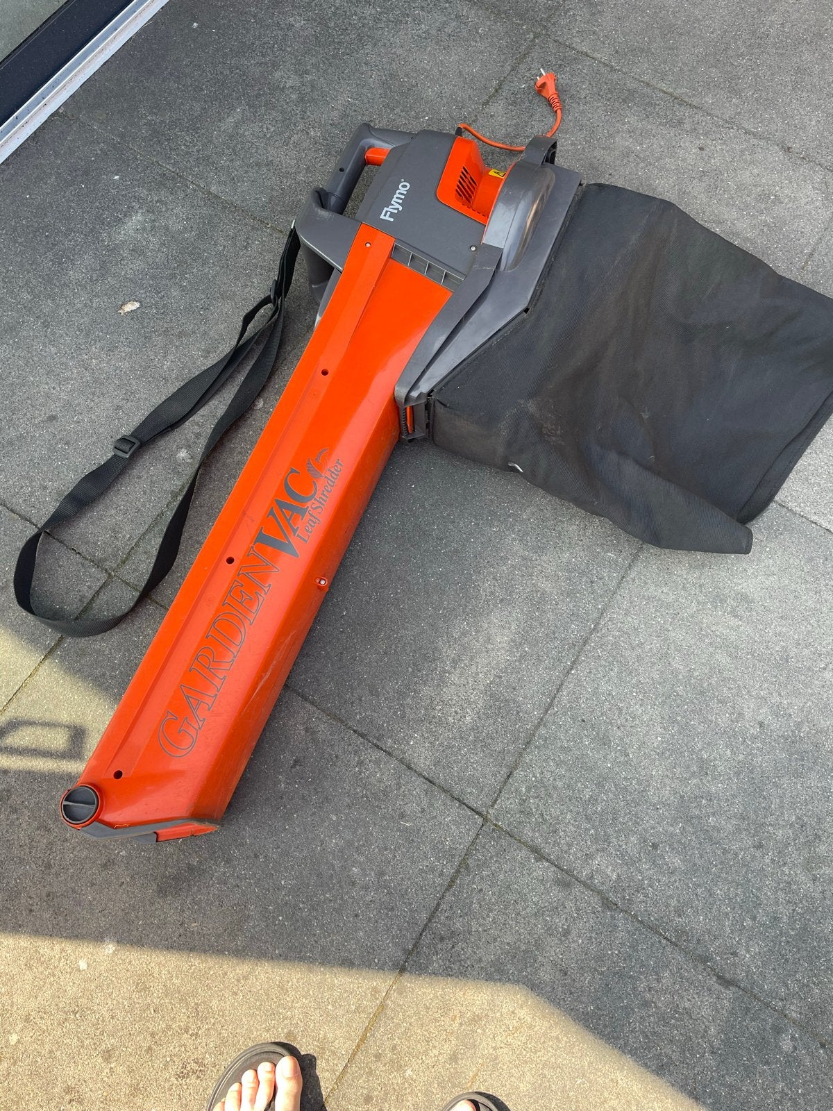 Flymo GardenVac Leaf Shredder Bladblazer/Bladzuiger, Ophalen, Gebruikt, Handgedragen, Met opvangzak