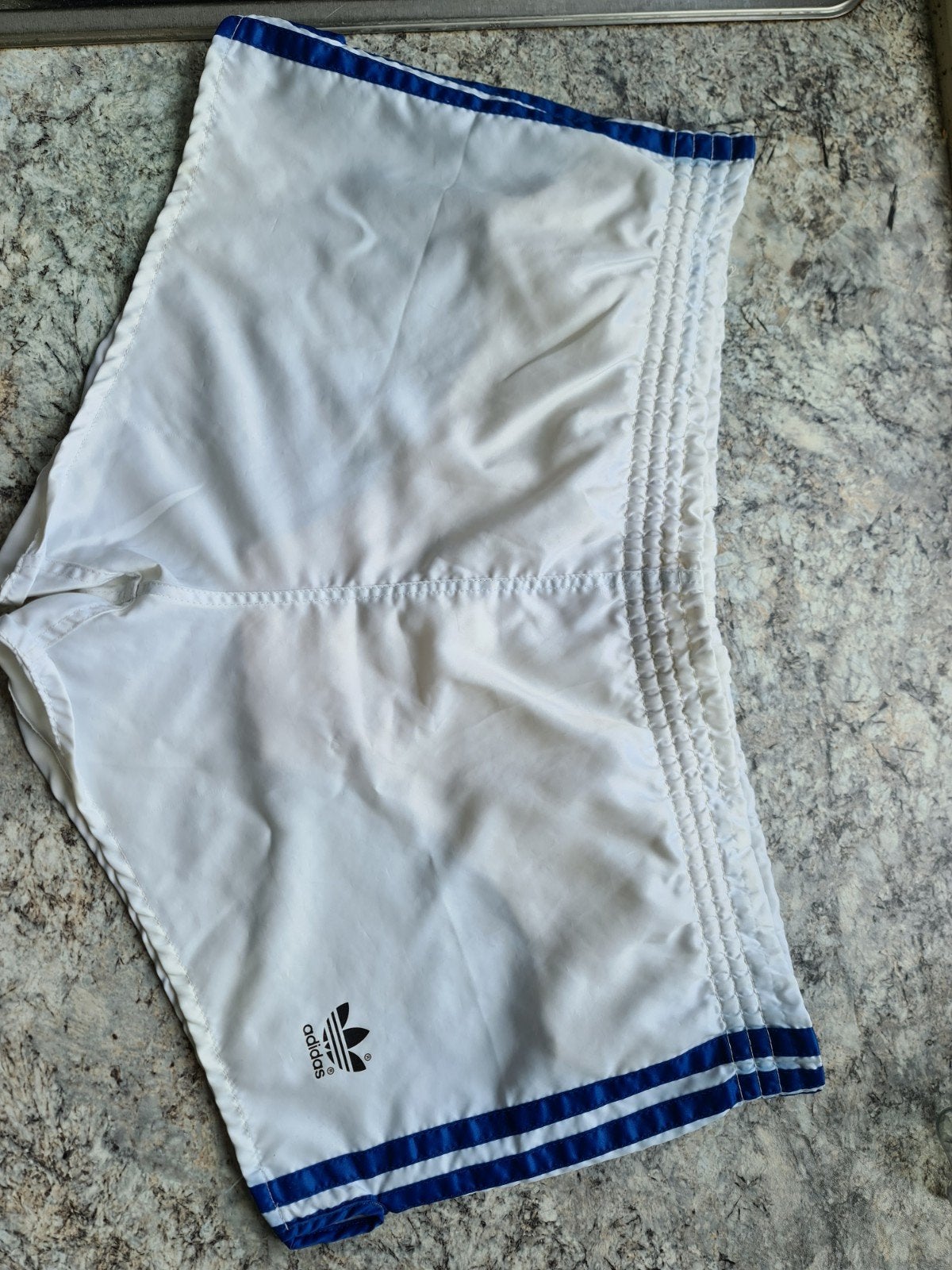 Vintage Adidas Nylon Sportbroekje D6 - Wit/Blauw, Kleding | Heren, Sportkleding, Maat 48/50 (M), Wit, Ophalen of Verzenden, Adidas