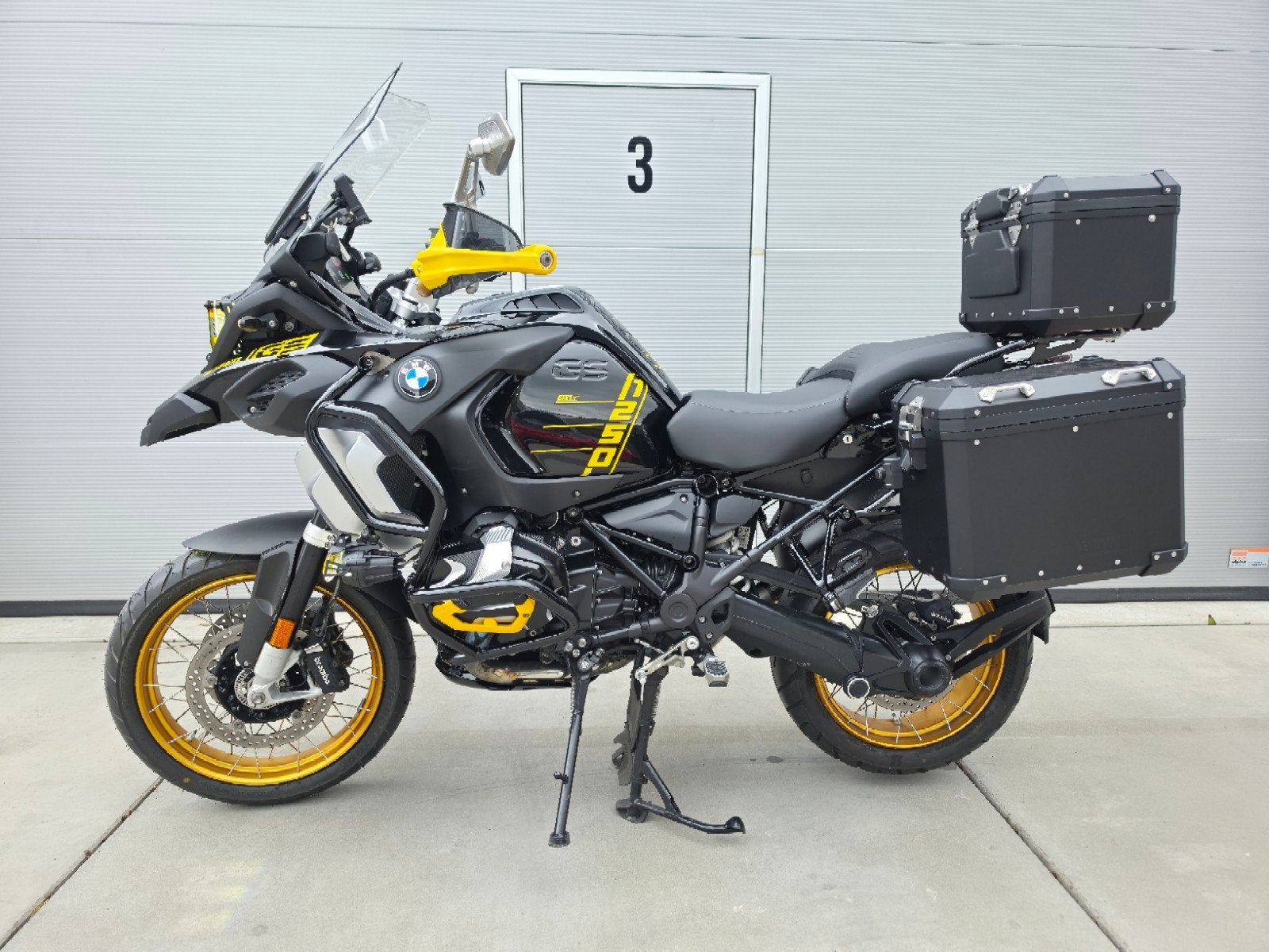 BMW R 1250 GS Adventure 40 years option 719 bj 2022, 2 cilinders, Occasion, 1254 cc, Motorrijbewijs A