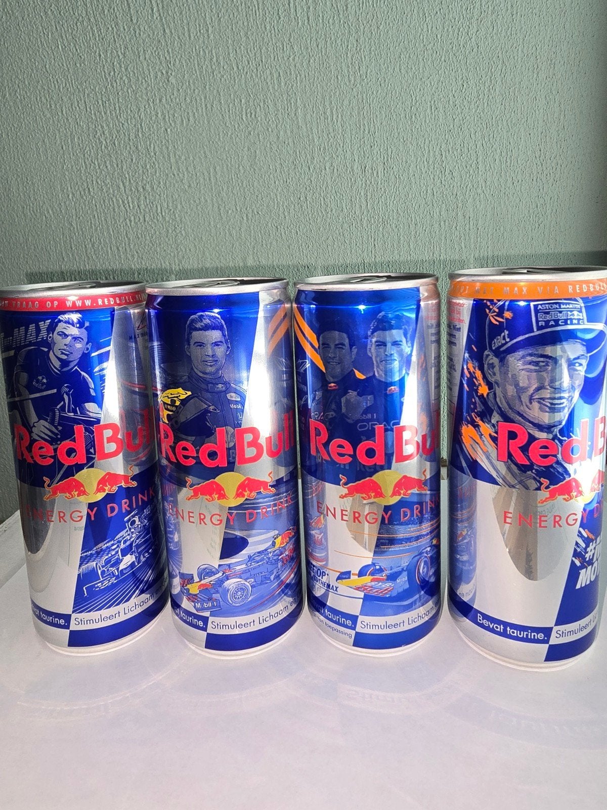 Max Verstappen 4x Redbull energie drank blikjes 250 ml vol., Verzenden, Nieuw, Formule 1
