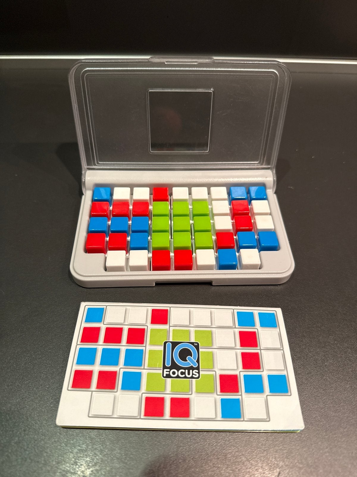 Smart Games IQ Focus Puzzel - Logica en Strategie, Ophalen of Verzenden, Zo goed als nieuw, Rubik's of 3D-puzzel