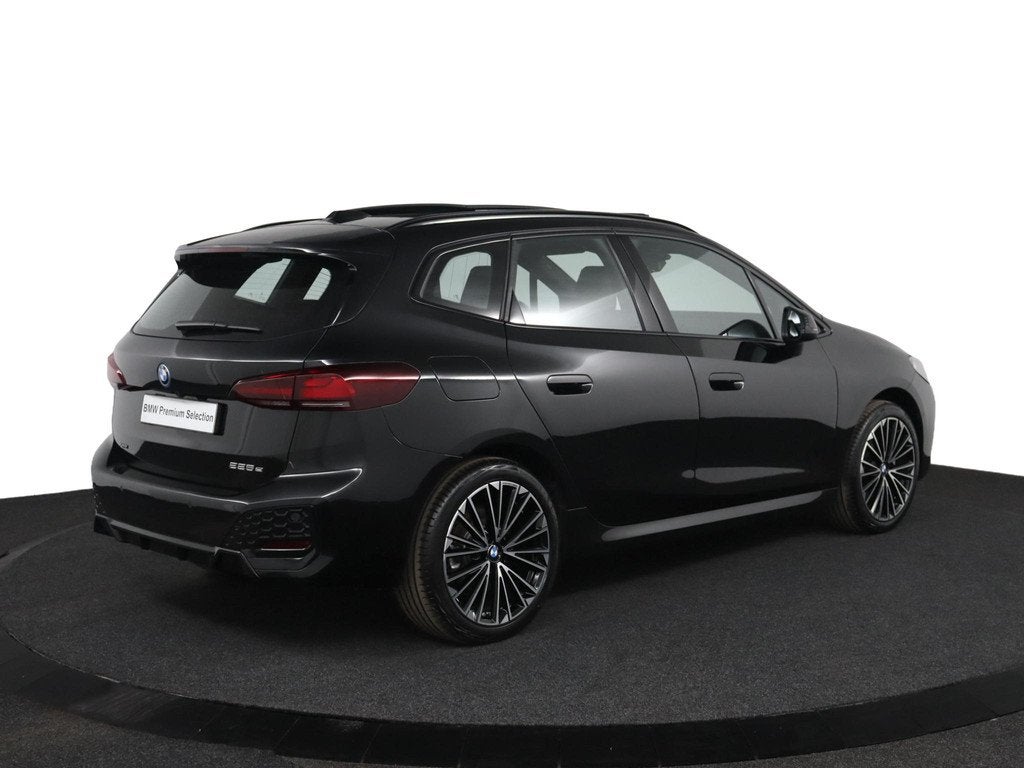 BMW 2 Serie Active Tourer 225e xDrive | M Sportpakket | Harm, Gebruikt, 150 min, Zwart, Bedrijf