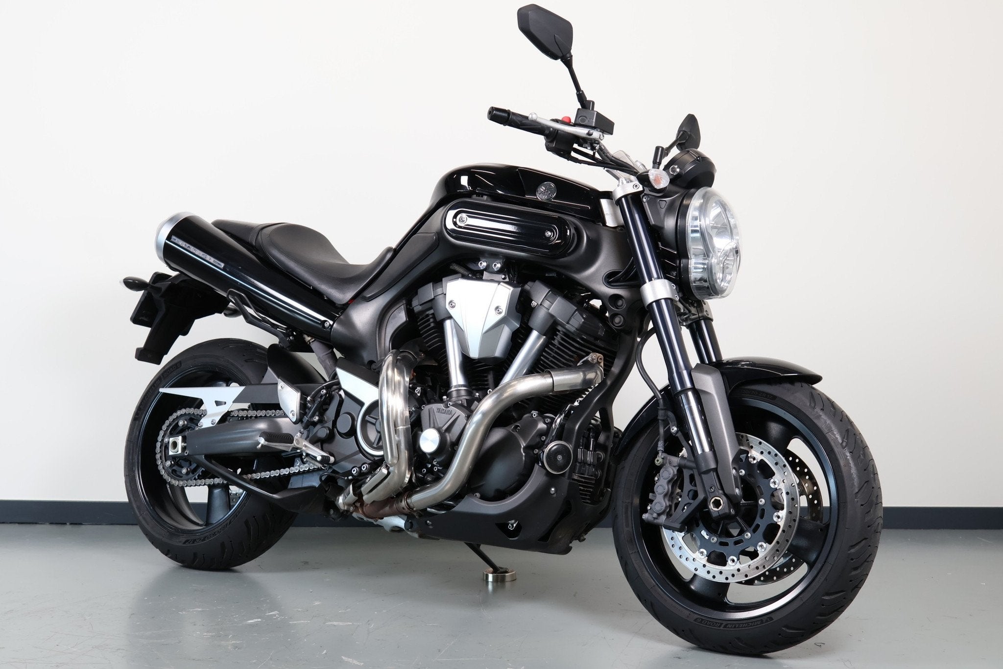 Yamaha MT01 (bj 2010), Klantenservice@yamaha-motor.nl, Meer dan 35 kW, Koolhovenlaan 101
1119 NC  Schiphol-Rijk, NL, Naked bike