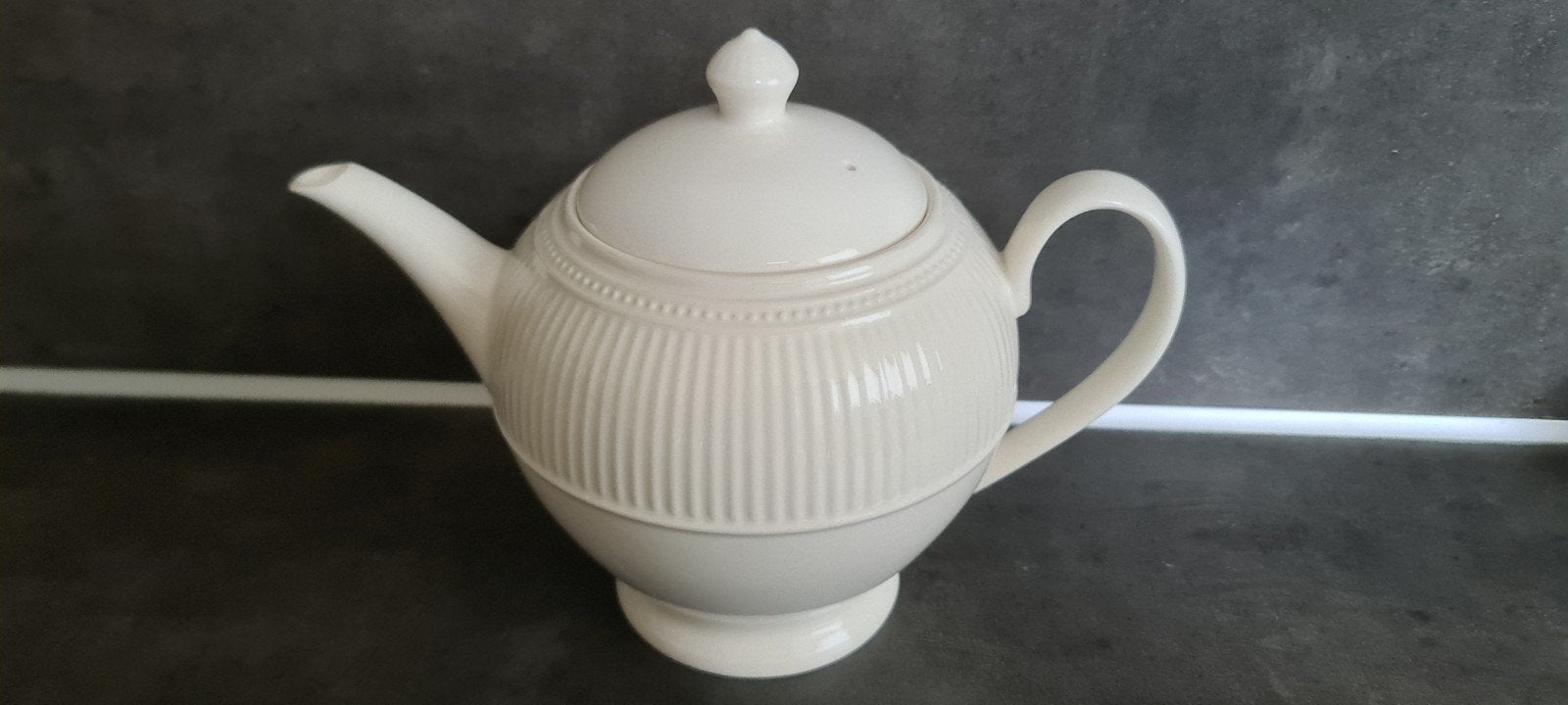 theepot Wedgwood Windsor zgan, Huis en Inrichting, Ophalen, Klassiek, Zo goed als nieuw, Theepot