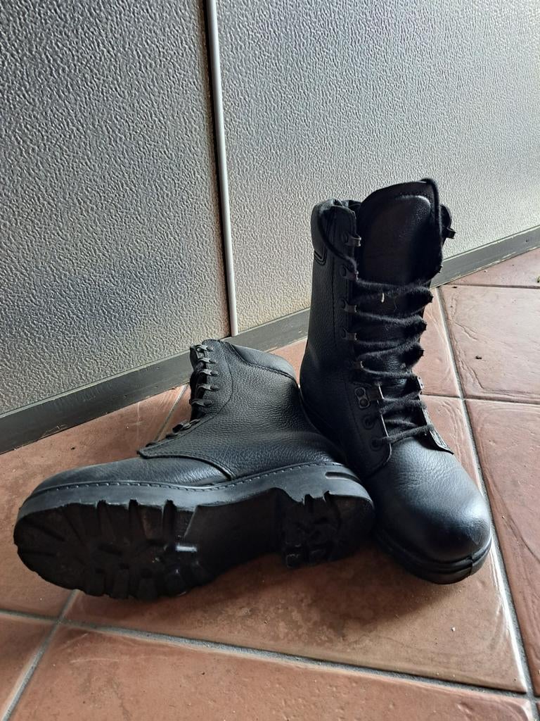 Legerkistjes dames maat 39 - Zo goed als nieuw, Kleding | Dames, Schoenen, Ophalen, Zo goed als nieuw, Zwart, Lage of Enkellaarzen