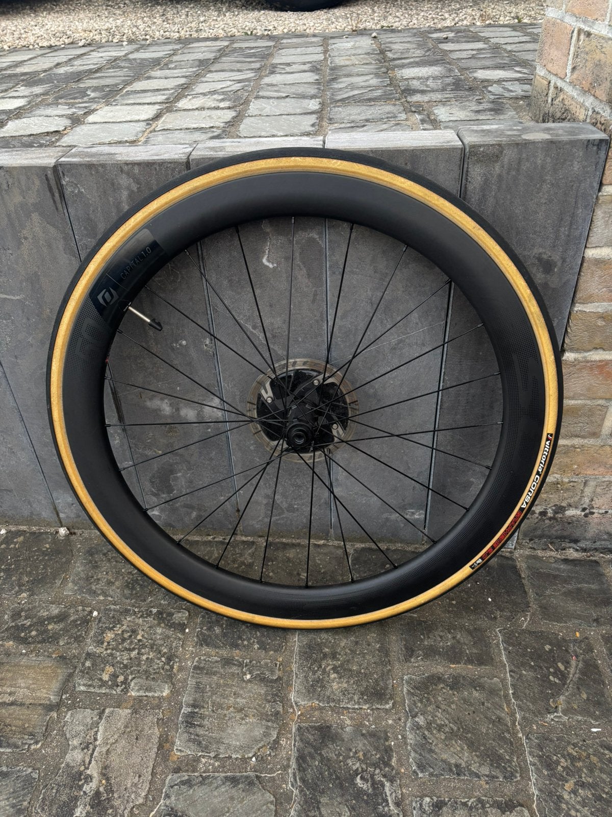 Syncros capital 1.0 voorwiel carbon, Fietsen en Brommers, Fietsonderdelen, Band, Racefiets, Ophalen of Verzenden, Zo goed als nieuw