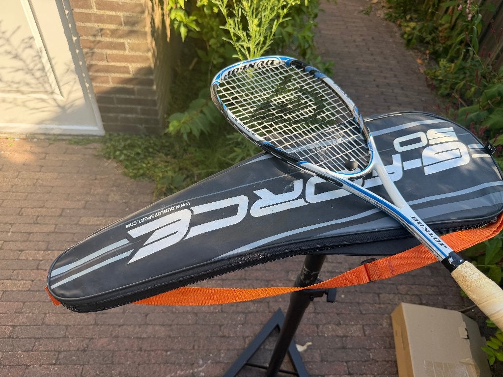 Dunlop Squash racket, Sport en Fitness, Squash, Ophalen, Gebruikt, Racket, Met hoes