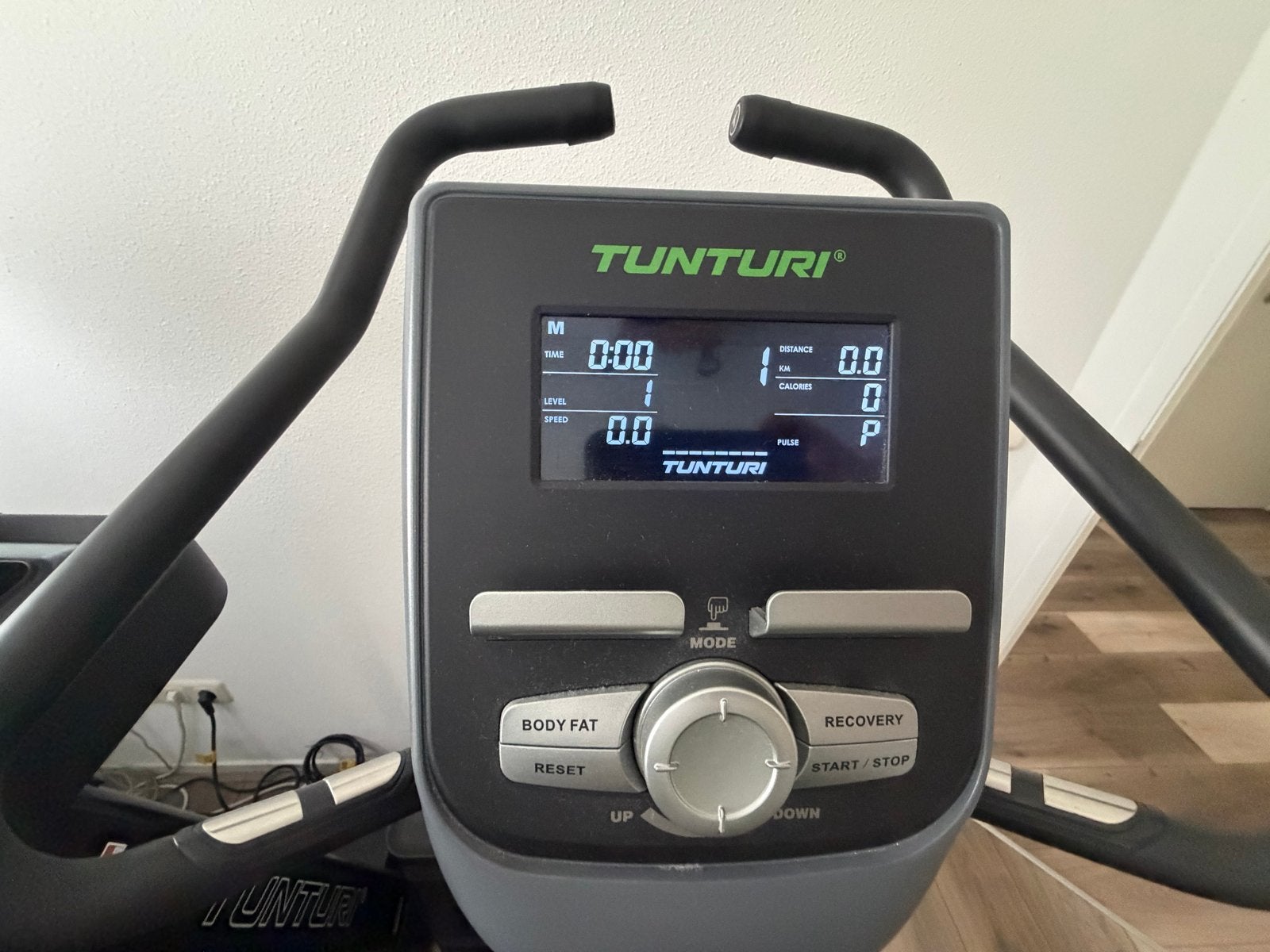 Foto 3 van Tunturi E50 Hometrainer - Zo goed als nieuw