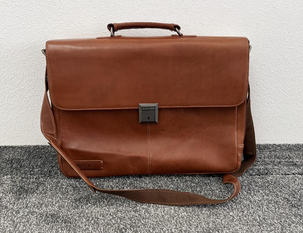 Plevier (laptop) tas, Ophalen, 15 inch, Nieuw, Trolleytas
