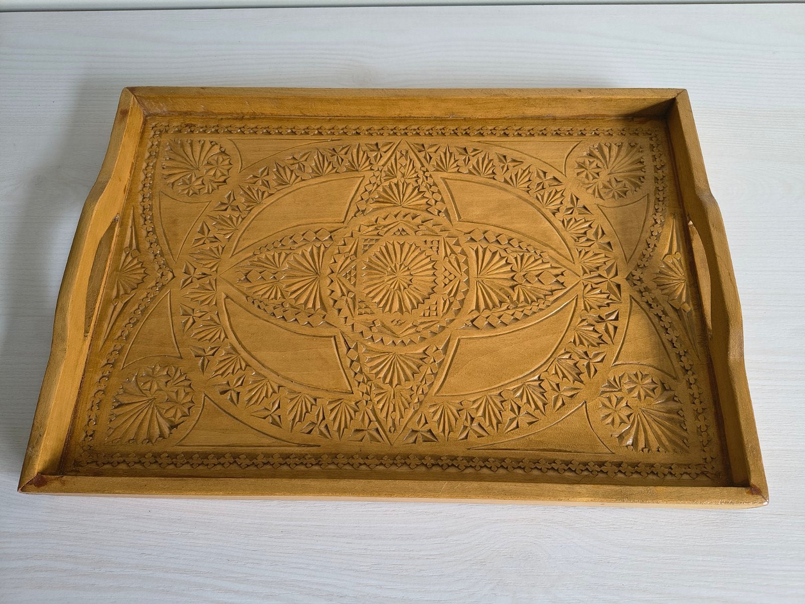 Dienblad houtsnijwerk, Nieuw, Handgemaakt, Ophalen of Verzenden, Rechthoekig