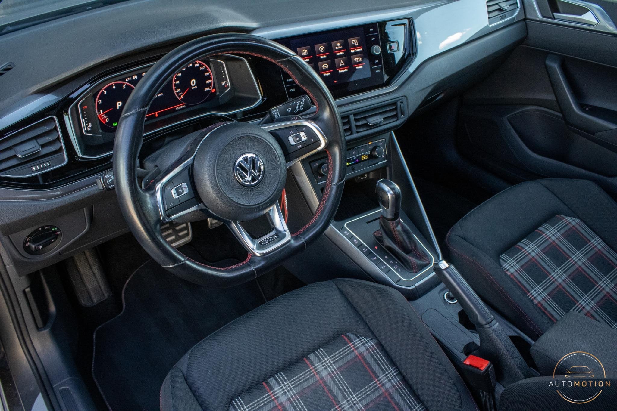 Volkswagen Polo 2.0 TSI GTI PANO Virtuele Cockpit Stoelverwa, Auto's, Stof, Gebruikt, Euro 6, 4 cilinders