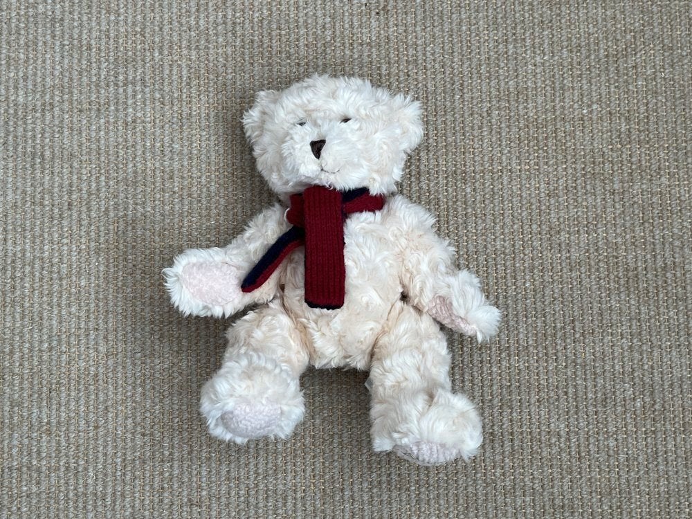 Douglas teddybeer 2002 | 25 cm, Ophalen of Verzenden, Gebruikt, Stoffen beer, Overige merken