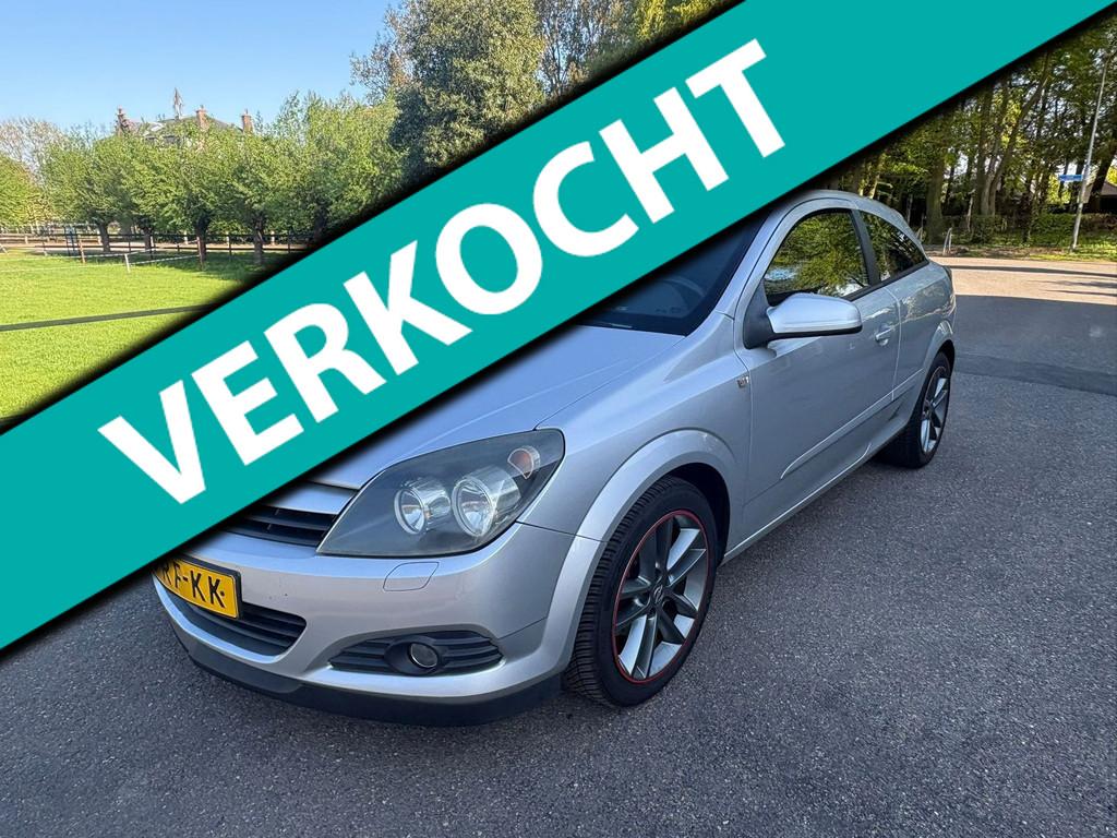 Opel Astra GTC 1.8 Sport, Gebruikt, Zwart, 4 cilinders, 1165 kg