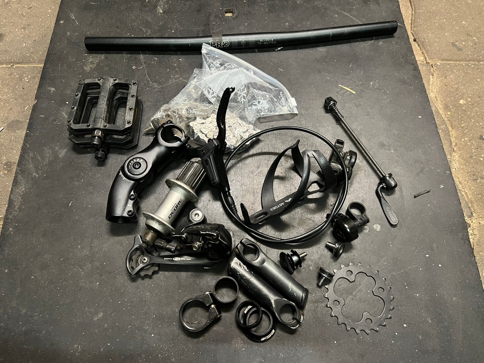 Diverse atb mtb onderdelen / parts shimano etc, Ophalen of Verzenden