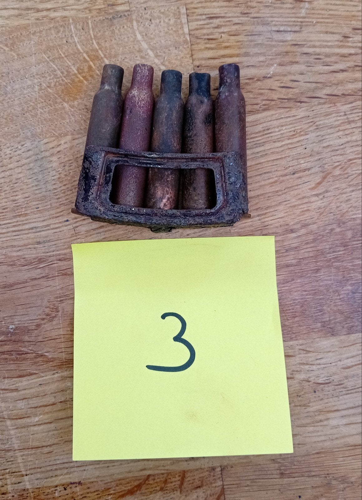 Originele Nederlandse M.95 Mannlicher Laderclip 5 huls leeg!, Ophalen of Verzenden, Nederland, Hulzen of Bodemvondsten