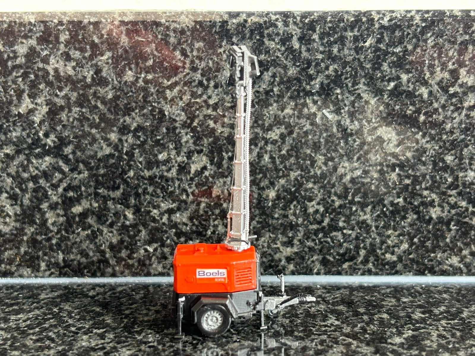 Resin bouwpakket Boels lichtwagen lichtwagen verhuur 1:87 H0, Verzenden, Nieuw, Overige merken