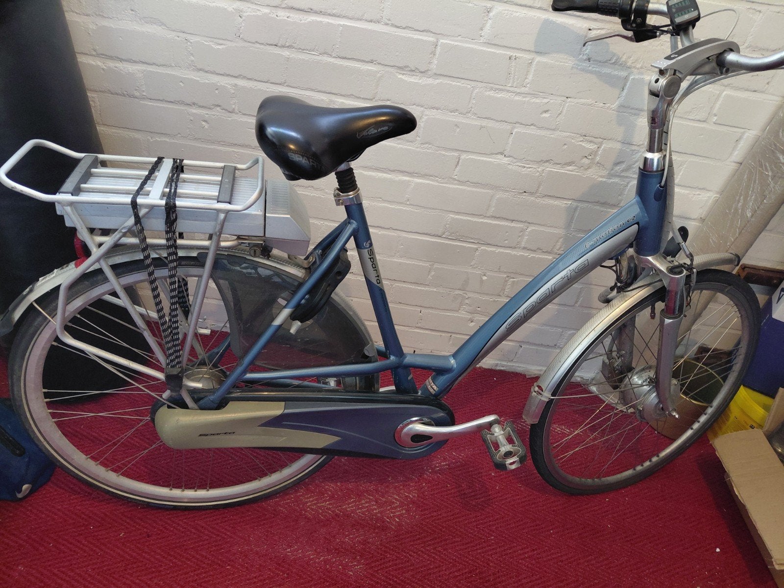 sparta electrische fiets (opknapper), Ophalen, Gebruikt, 30 tot 50 km per accu, Sparta